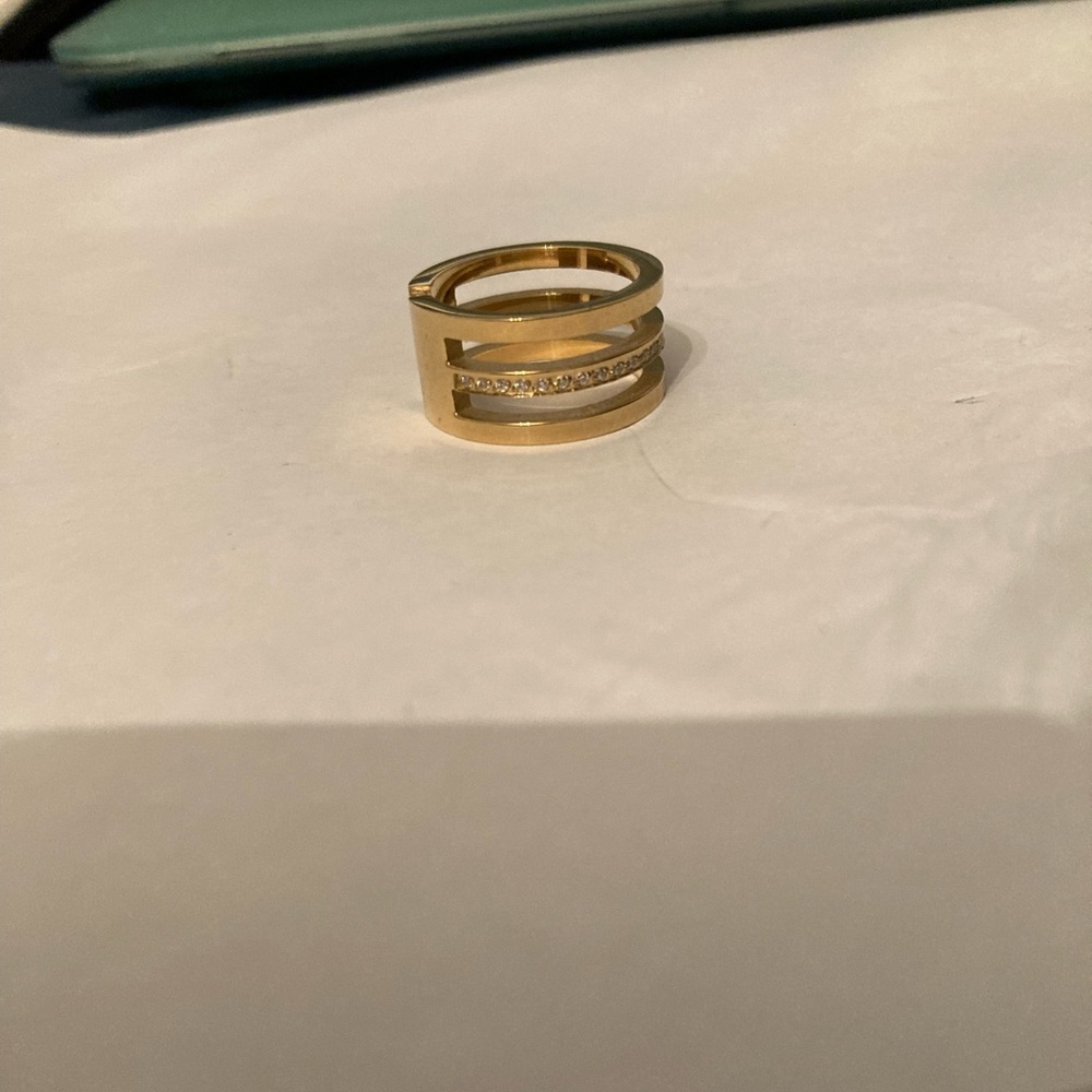 Ring -Stainless
Steel with IP Gold. - Picture 1 of 5